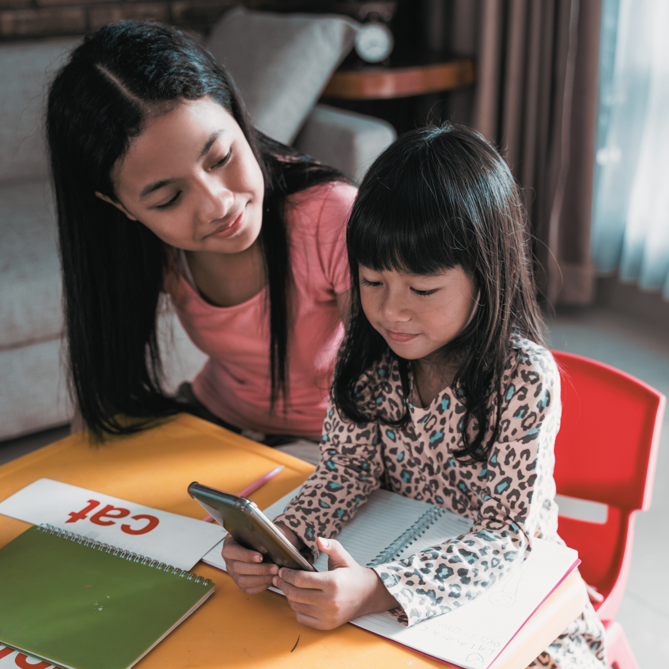 The Media Literacy Buffer: How an Old Skill Protects Kids From AI Dependence